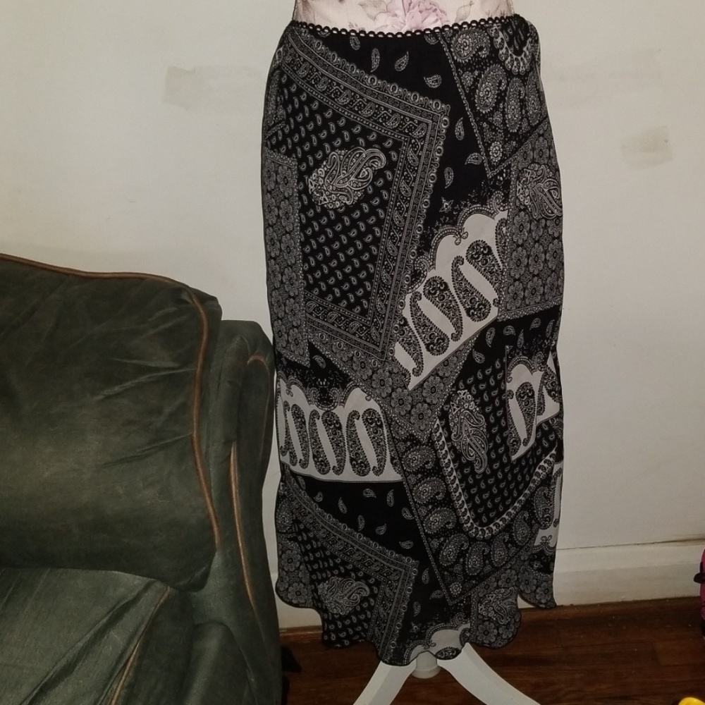 Women's skirt